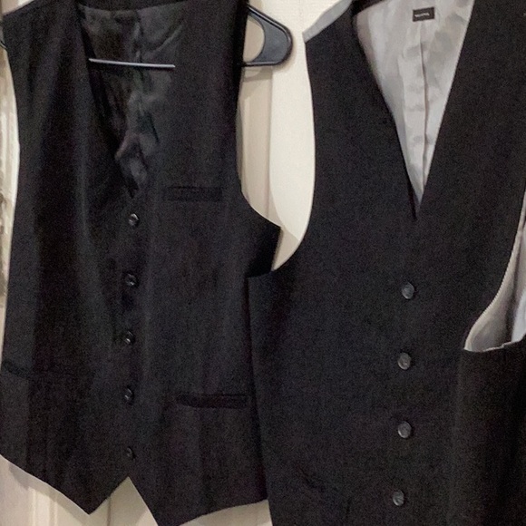 Preowned Lot Of Two Dress Up Vests Size Large . - Picture 1 of 11